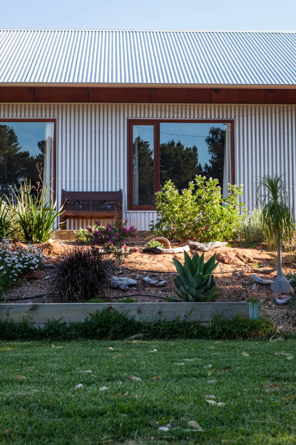 Transform Your Backyard with a Stylish
Shed: Tips for Designing the Perfect Layout