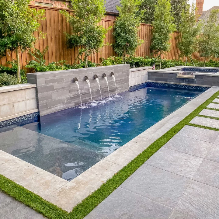 Transform Your Outdoor Space: Backyard
Design Ideas Featuring a Stunning Pool