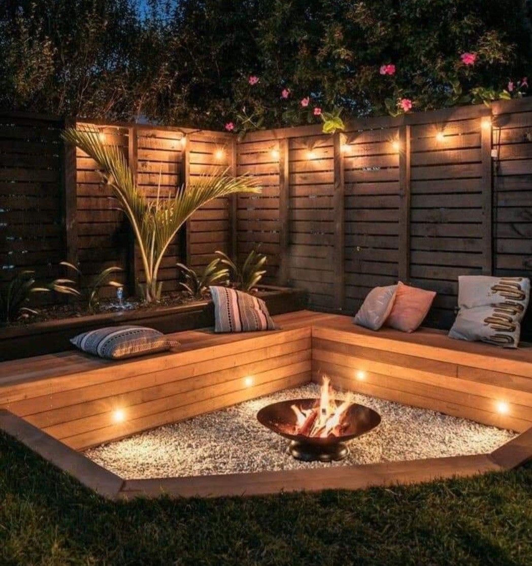 Transform Your Outdoor Space: Backyard
Design Ideas Featuring a Fire Pit