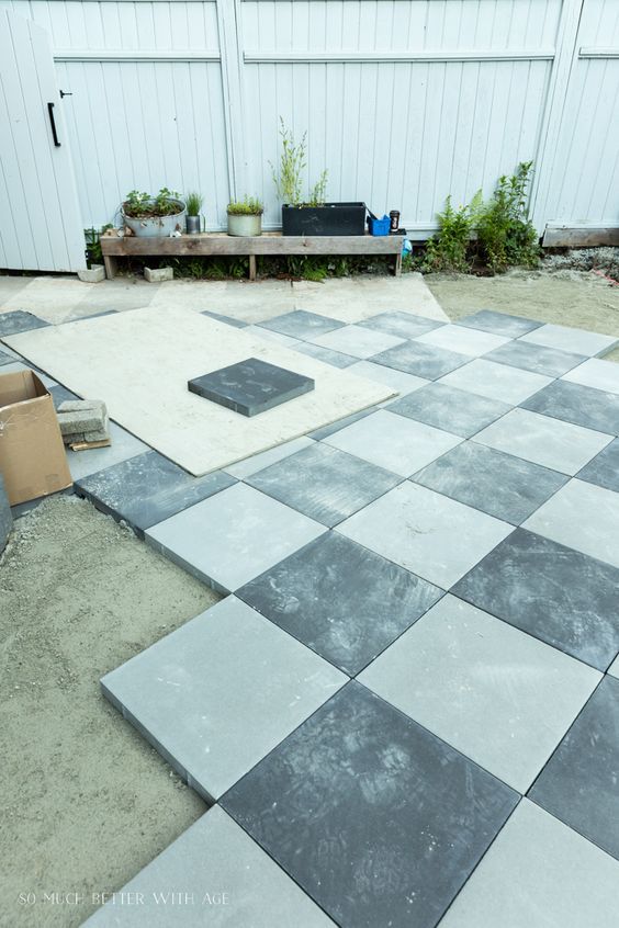 Transform Your Outdoor Space with
Stunning Backyard Design Pavers