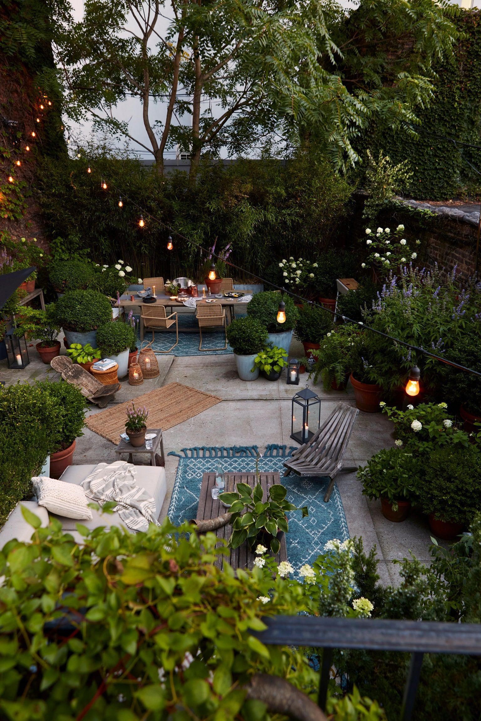 Transform Your Outdoor Space with These
Backyard Design Ideas