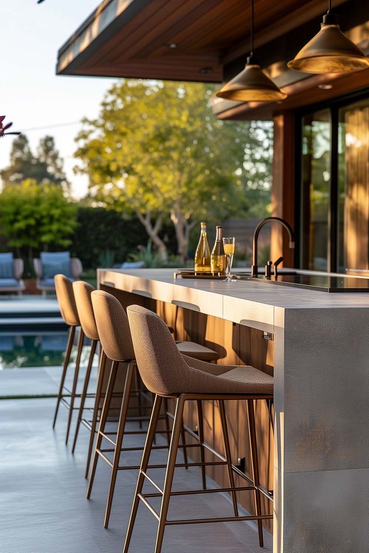 Transform Your Outdoor Space with a
Stunning Backyard Kitchen Design