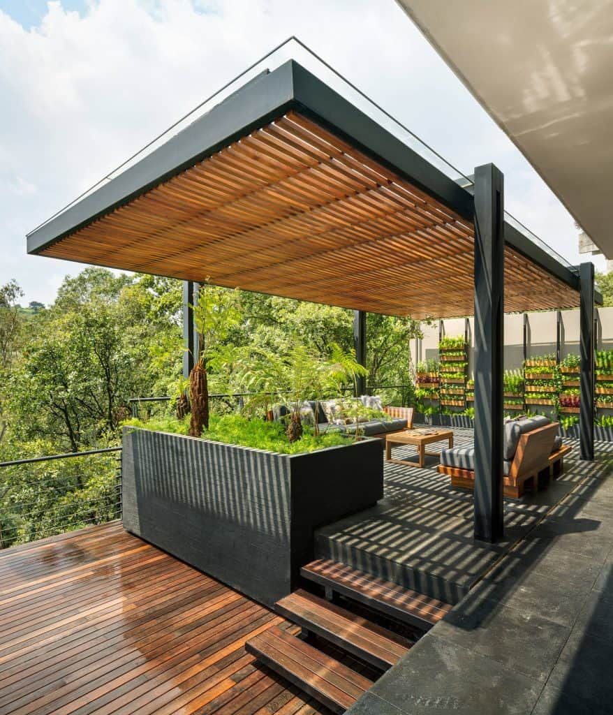 Transform Your Outdoor Space with a
Stunning Backyard Roof Design