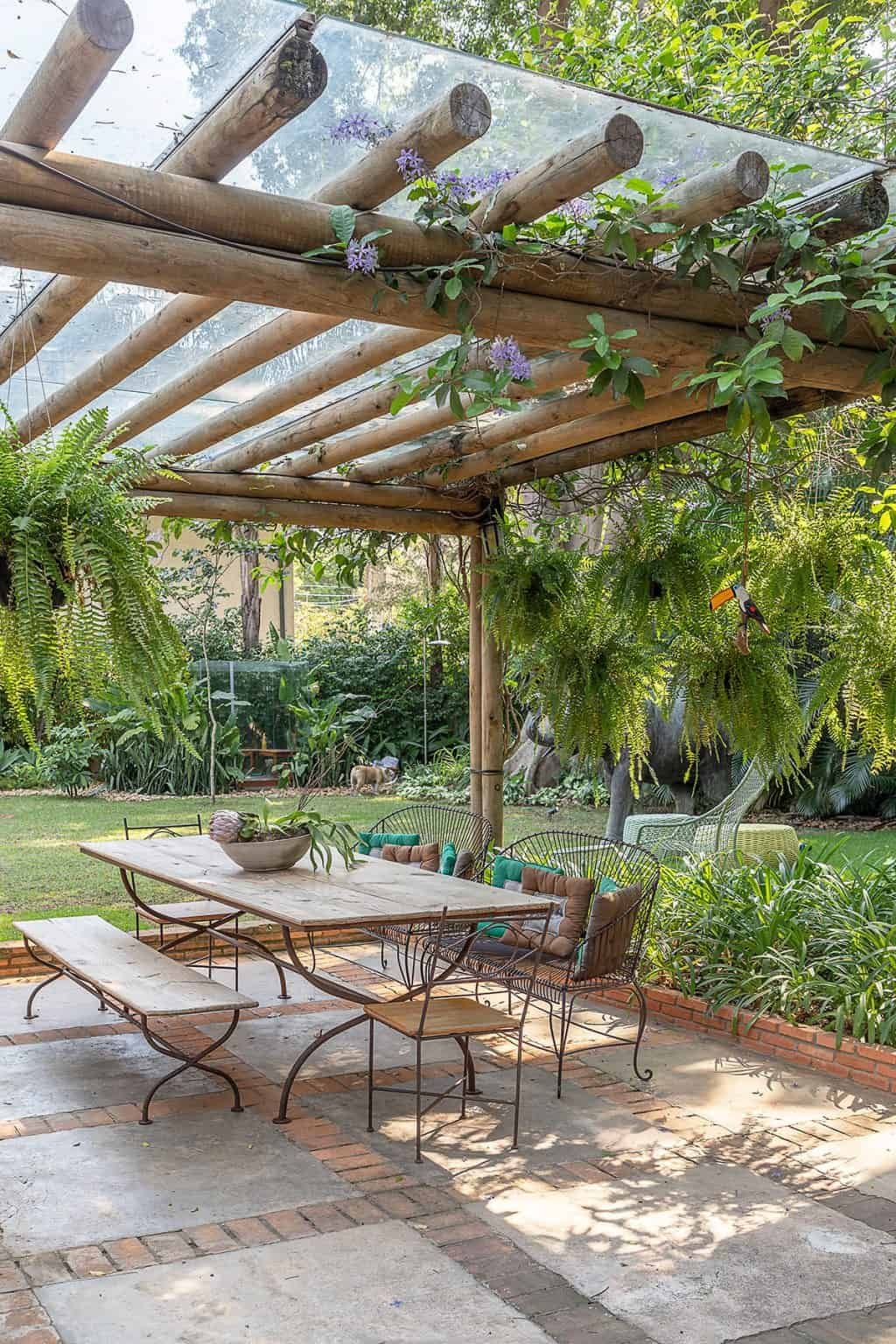 Transform Your Outdoor Space with a
Stylish Gazebo: Backyard Design Ideas