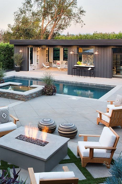 Transforming Your Backyard with a Stylish
Pool House Design