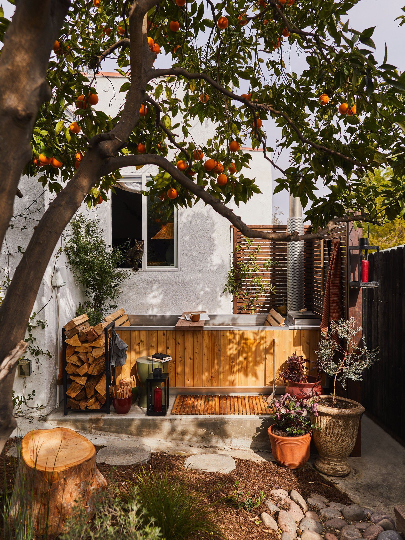 Turning Your Backyard into a Relaxing
Oasis with a Hot Tub Design