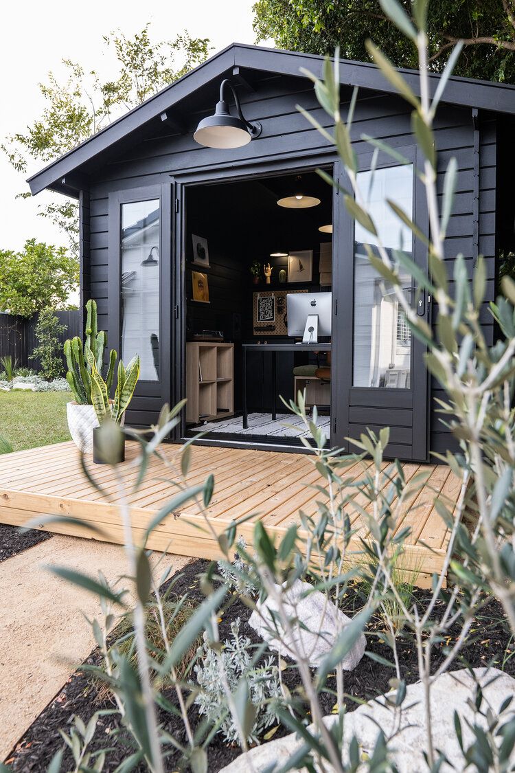 Unlocking Creativity: How to Create the
Perfect Backyard Design Studio