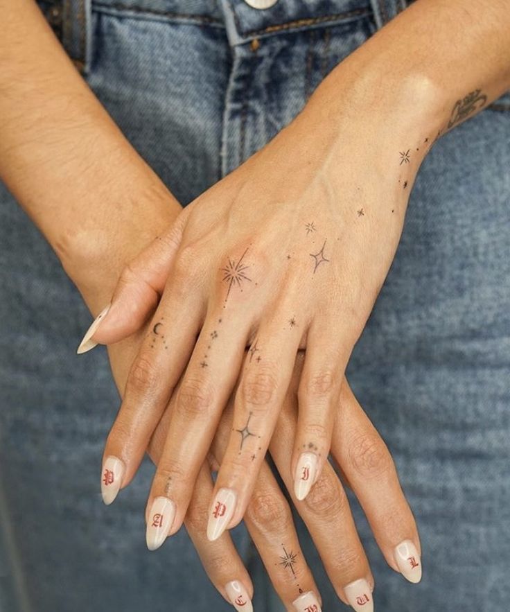 Finger Tattoos: The Tiny but Bold Statement Piece