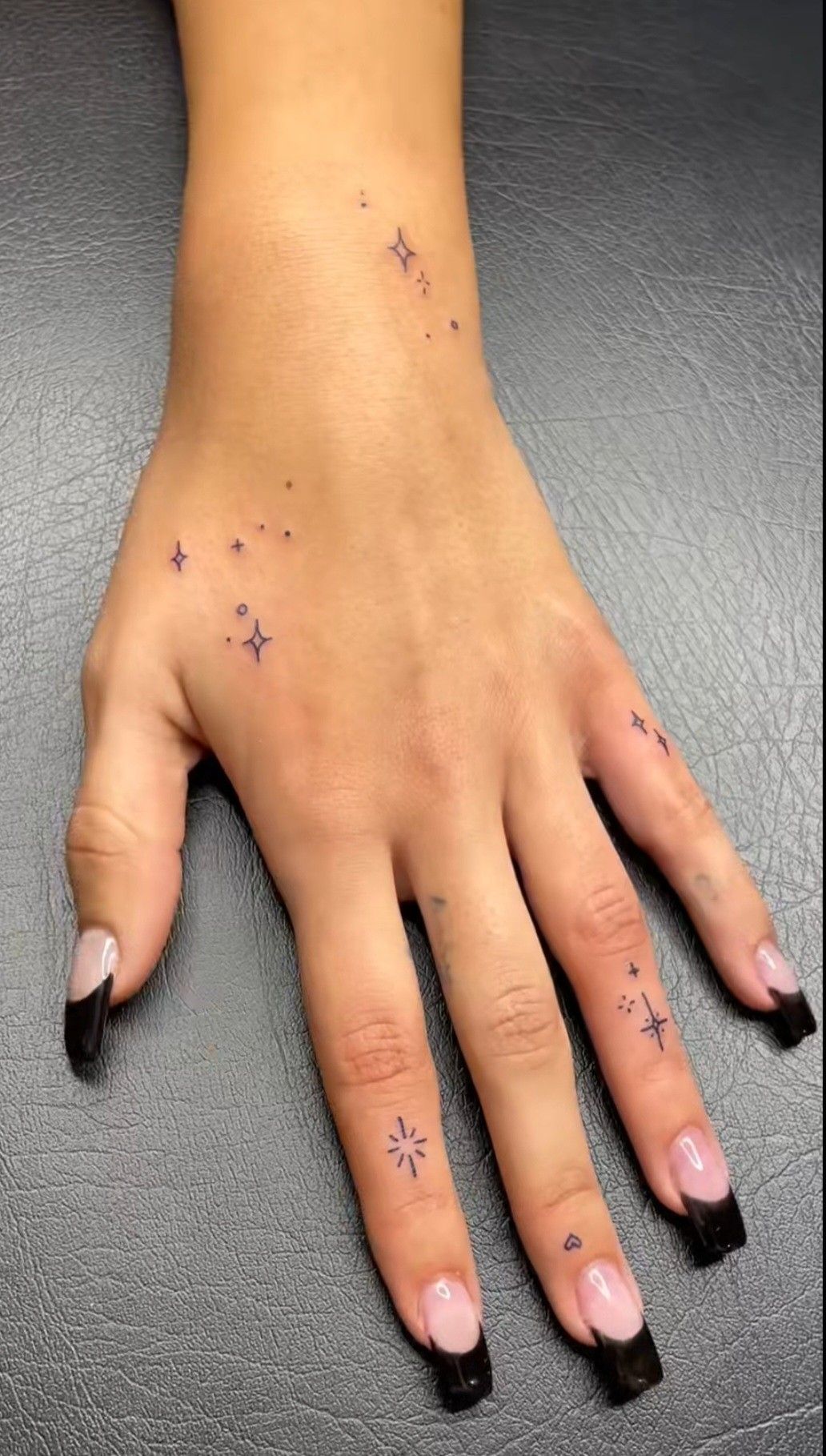 Exploring the World of Finger Tattoos: Small but Bold Body Art