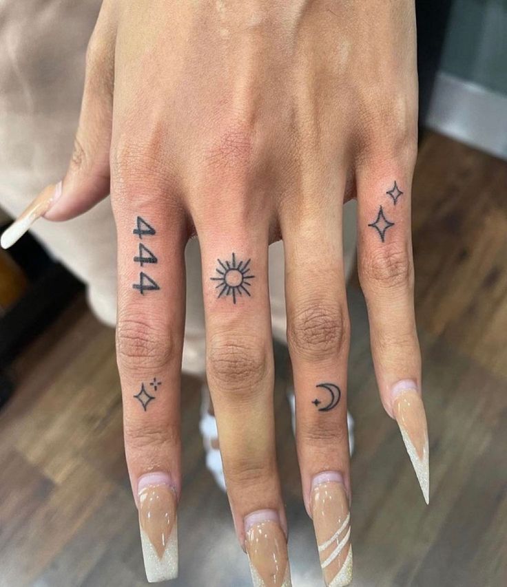 Finger Tattoos: Small But Impactful