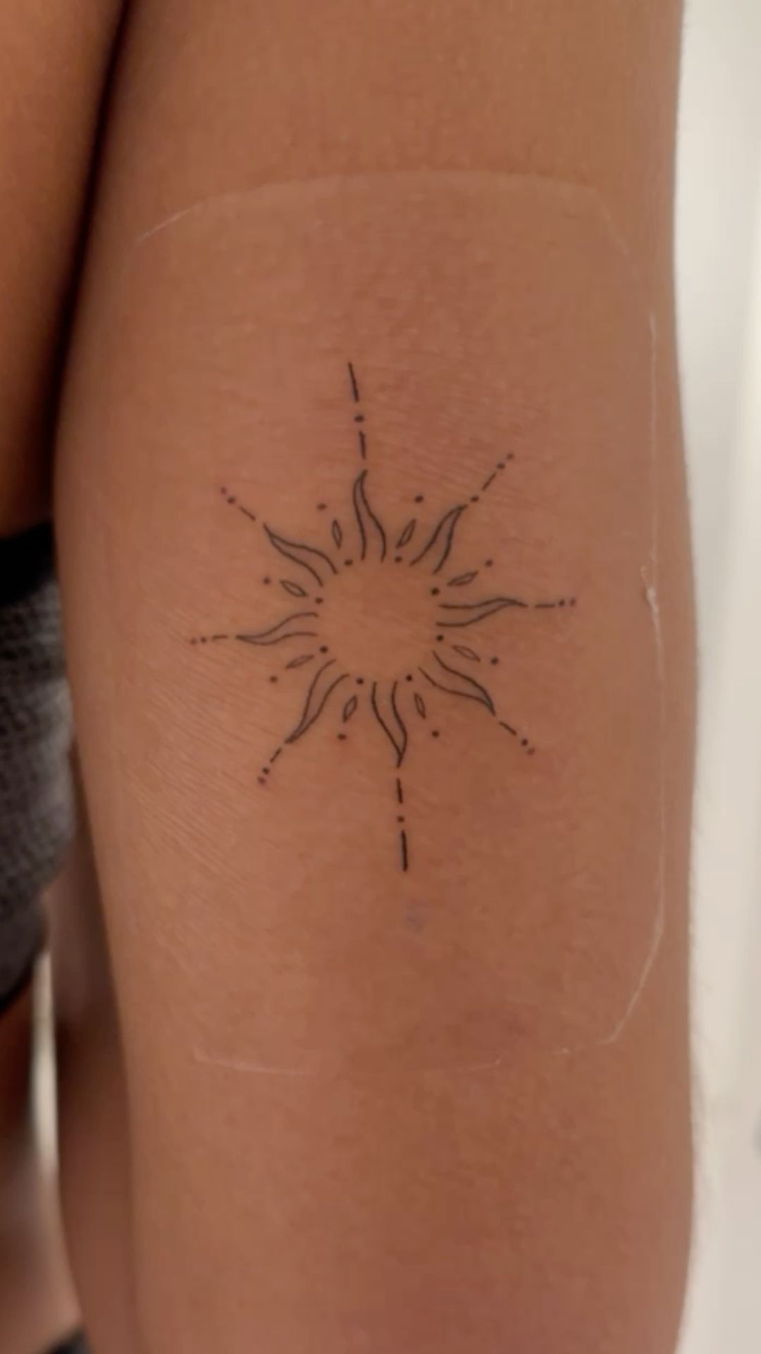 Fine Line Tattoo Ideas for Minimalist Ink Enthusiasts