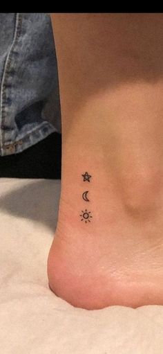 Cute and Chic Small Tattoo Ideas for Women