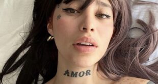 neck tattoos women