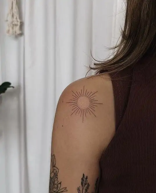 Empowering and Elegant: Exploring the Beauty of Shoulder Tattoos for Women