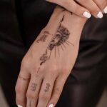 hand tattoos for women