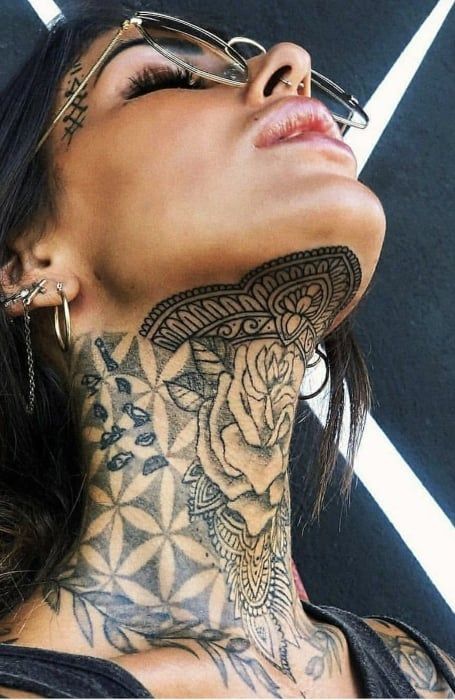 neck tattoos women