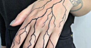 hand tattoos for women