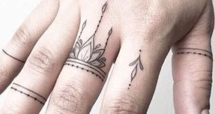 finger tattoos