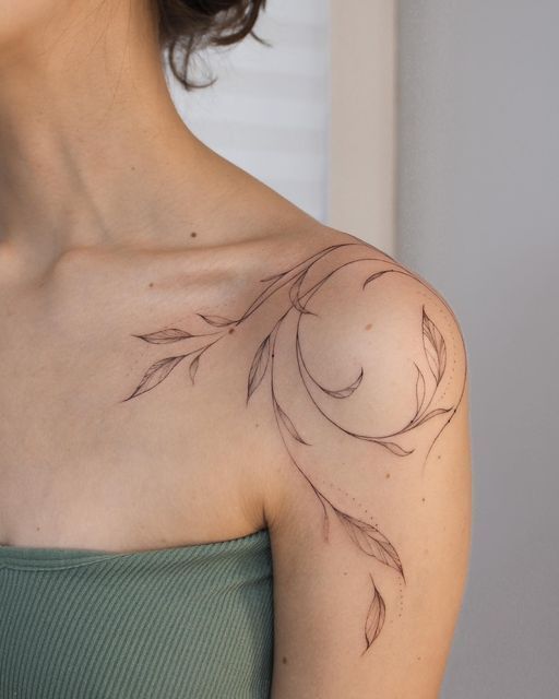 shoulder tattoos for women