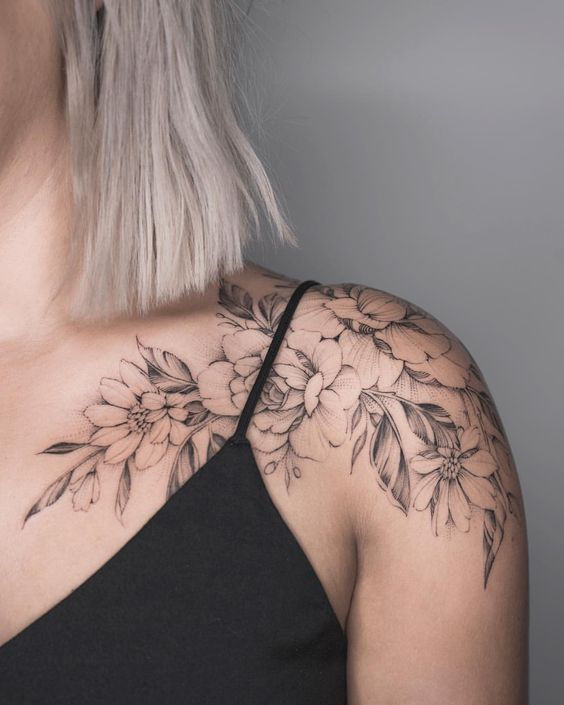 Stylish Shoulder Tattoos: The Perfect Ink for Women