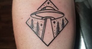 alien tattoo