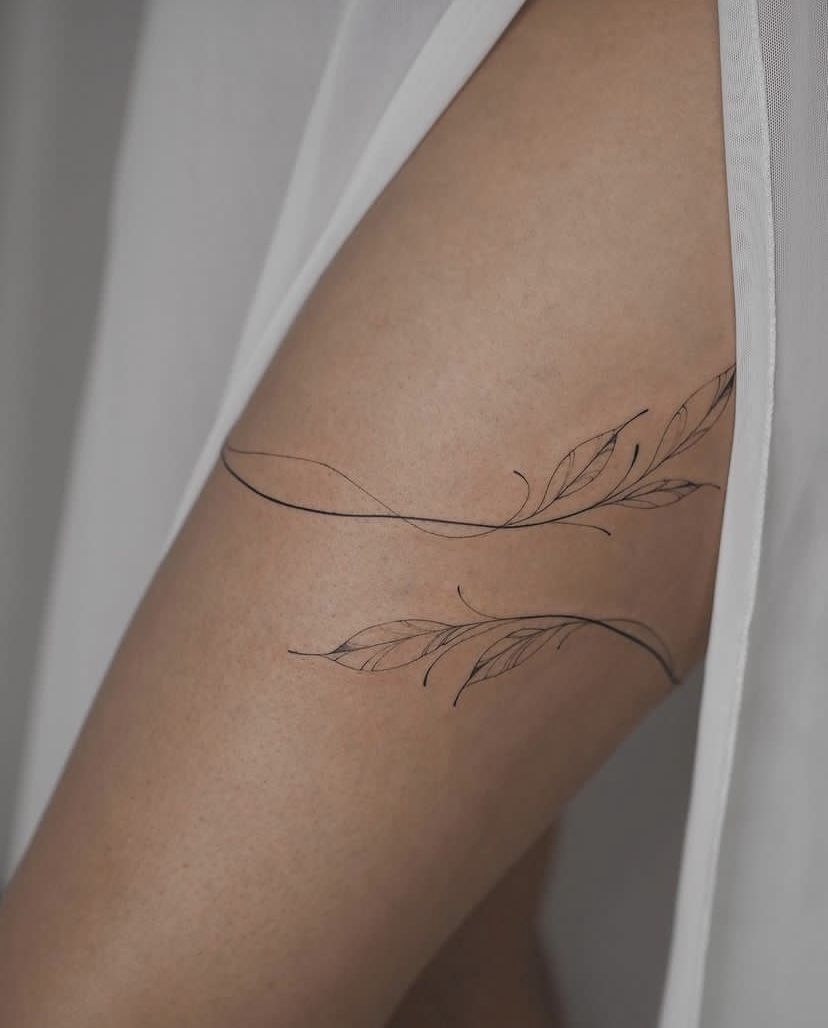 The Rise of Spine Tattoos: How Women are Embracing Backbone Ink