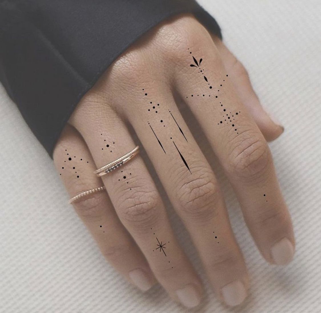 The Rise of Tattoo Hands: Exploring the Trend of Hand Tattoos