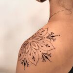 shoulder tattoos for women