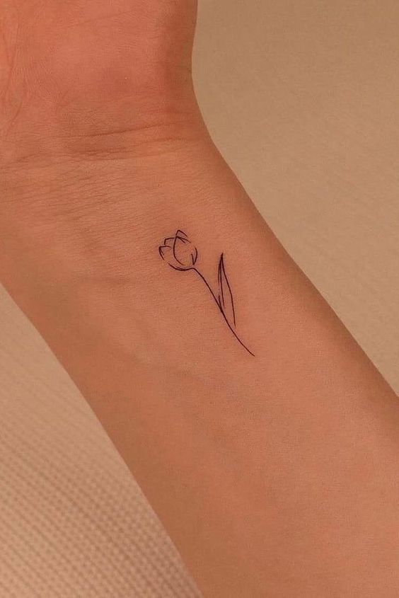 Tiny Tattoos: Making a Statement with Minimal Ink