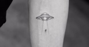 alien tattoo