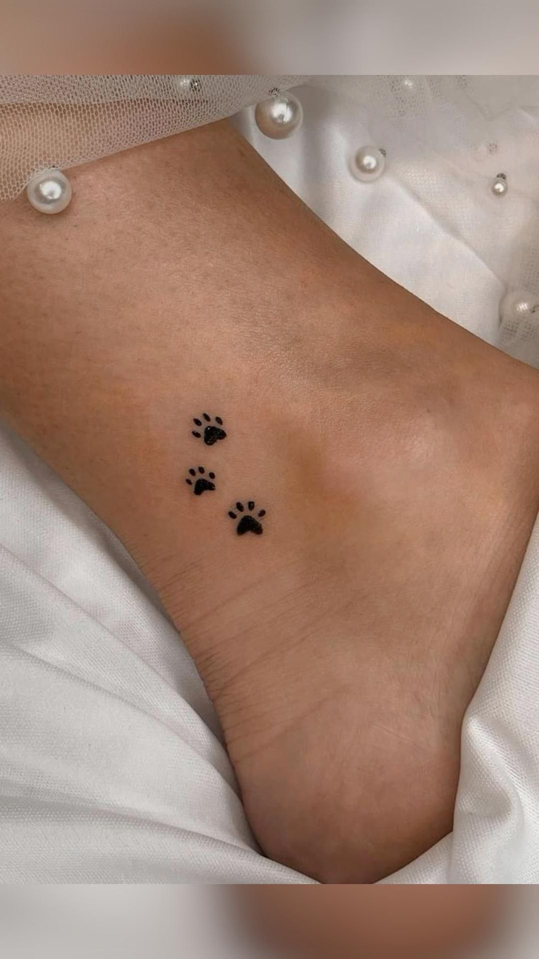 Adorable Tiny Tattoo Ideas for Minimalist Ink Lovers