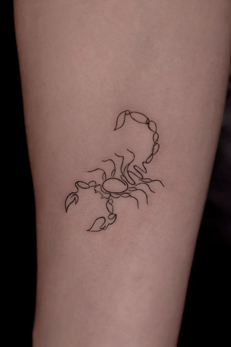 Beautiful Fineline Tattoo Ideas for a Chic and Minimalist Look