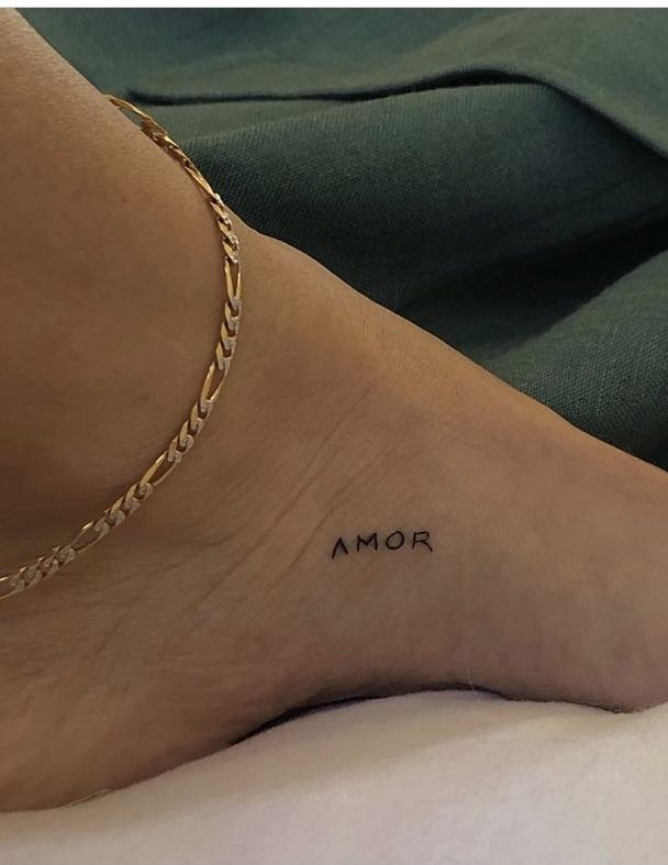 Chic and Minimalist Tiny Tattoo Ideas for Your Next Ink