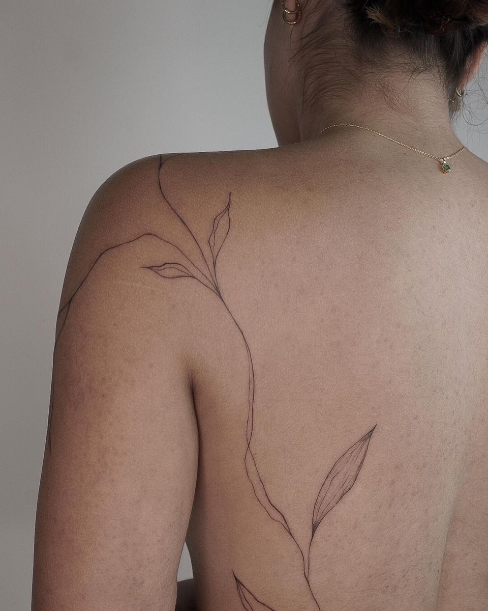 Stunning Fineline Tattoo Ideas for Minimalist Ink Lovers