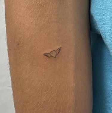 Tiny Tattoo Ideas for Minimalist Ink Enthusiasts