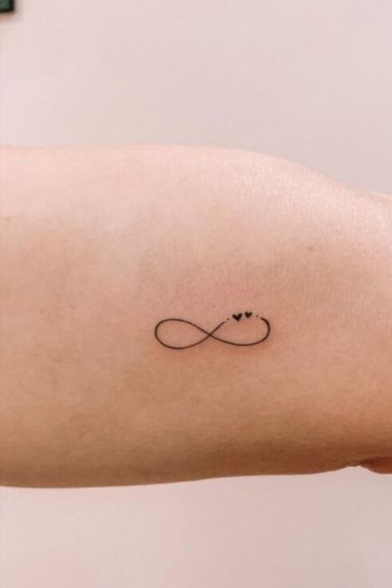 Chic and Meaningful Small Tattoo Ideas for Women