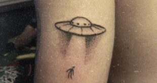 alien tattoo