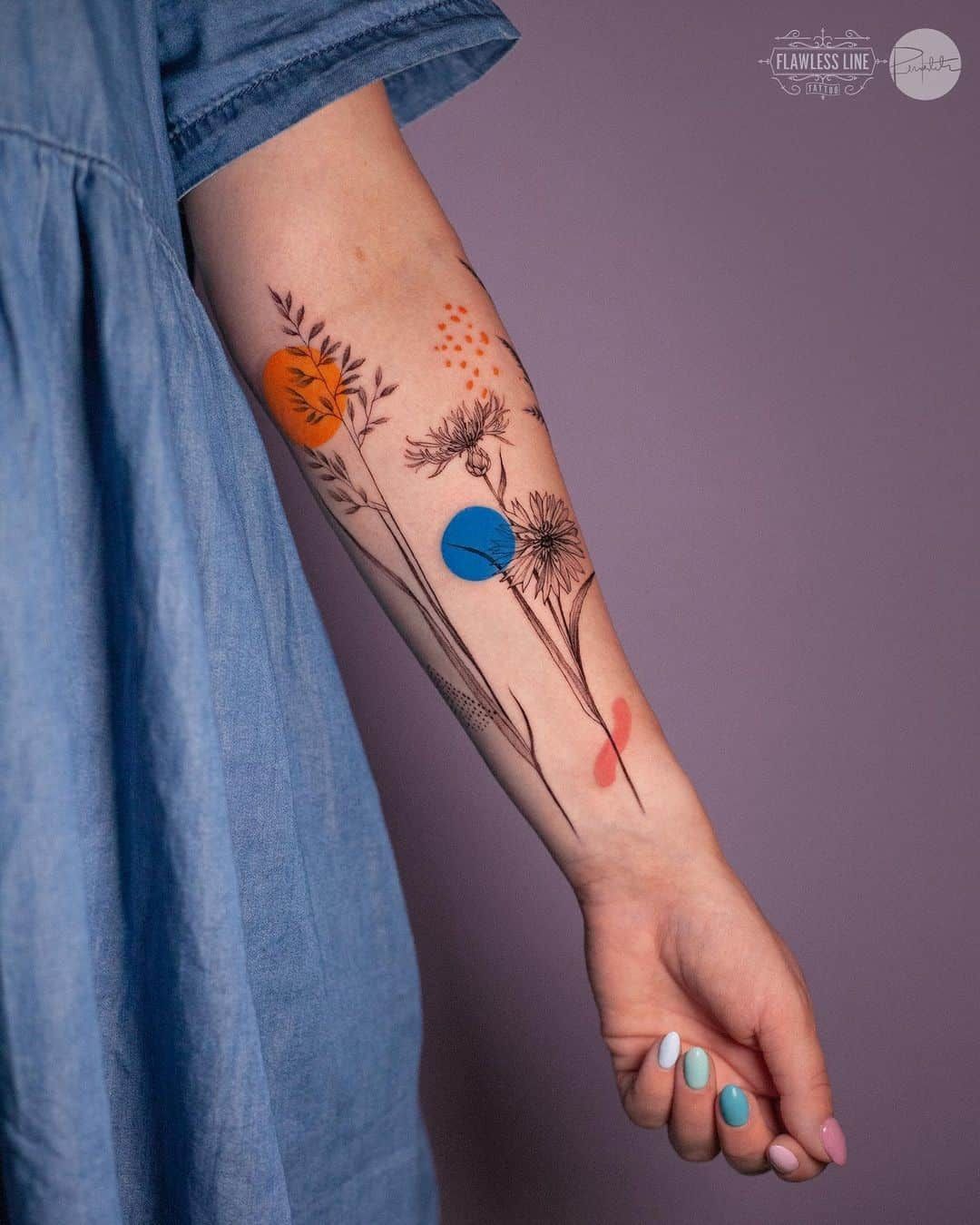 Blooming Beauties: Exploring the Meaning and Symbolism of Flower Tattoos