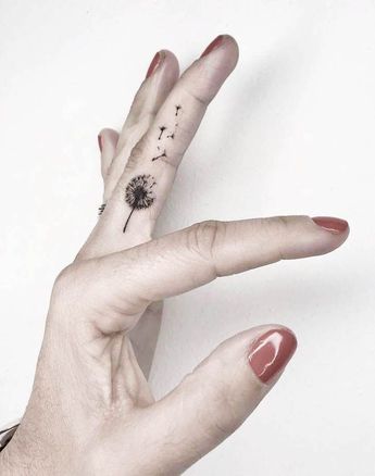 finger tattoos