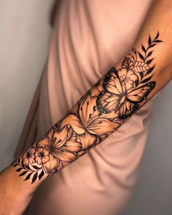 The Top Trendiest Tattoo Designs for Women in 2024