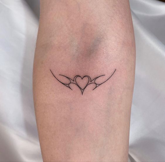 20 Adorable Tiny Tattoo Ideas for Your Next Ink