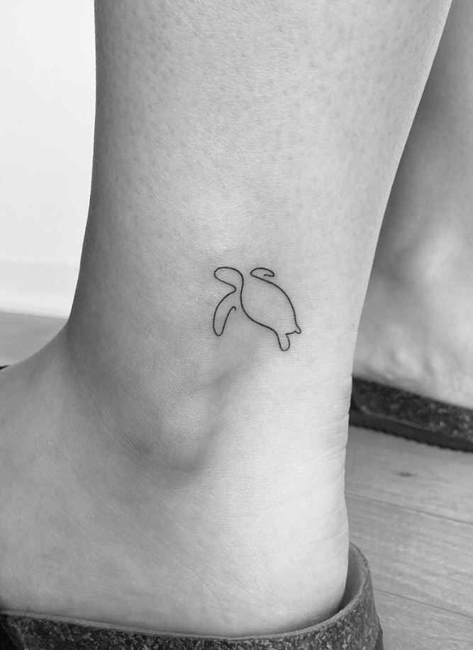 20 Tiny Tattoo Ideas for Minimalist Ink Lovers