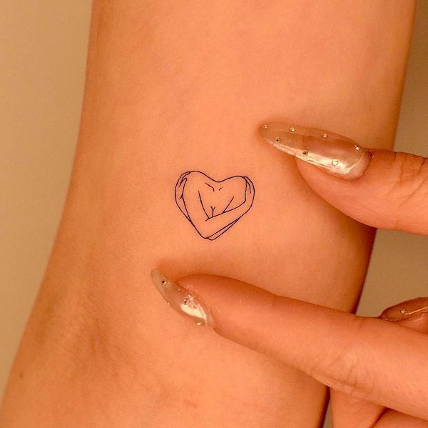 20 Tiny Tattoo Ideas for Those Who Love Minimalist Ink