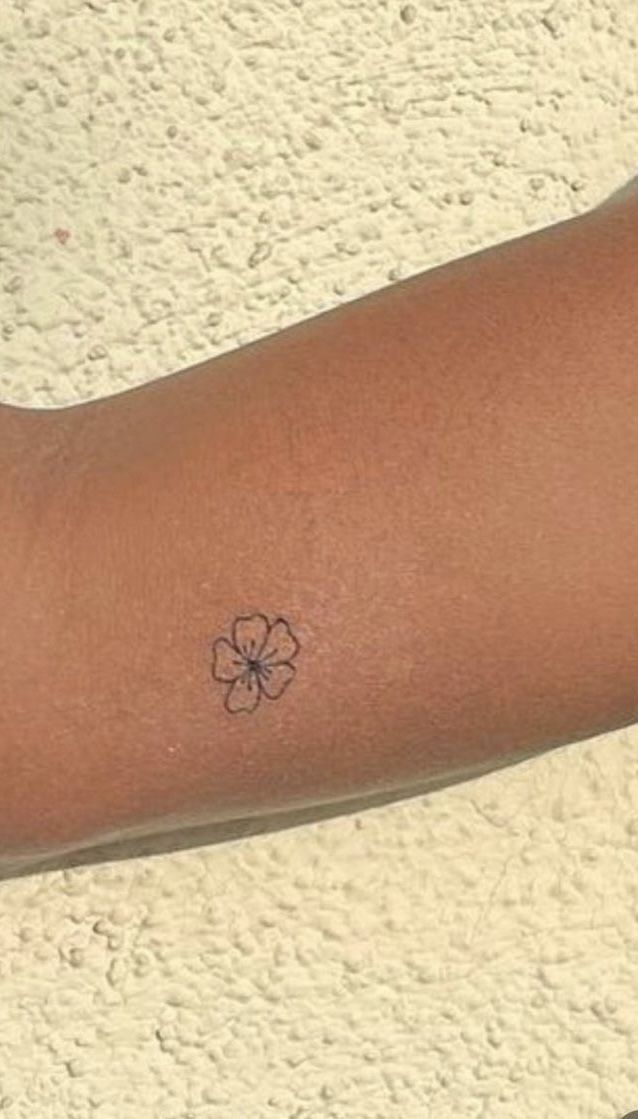 Beautiful Small Tattoo Ideas for Minimalists