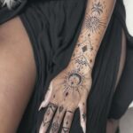 hand tattoos for women