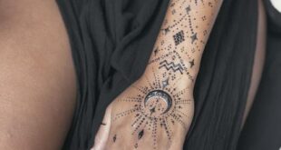 hand tattoos for women