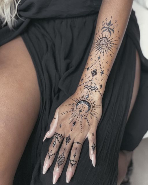 Beautiful and Bold: Exploring the World of Hand Tattoos for Women