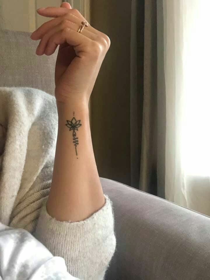 wrist tattoos for women