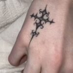 hand tattoos for women