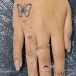 hand tattoos for women